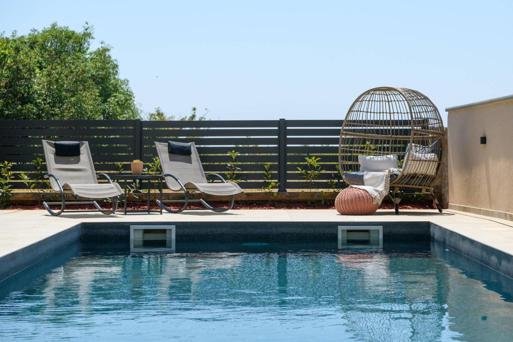 Villa Brionika Mit Pool Vodnjan Ngoại thất bức ảnh