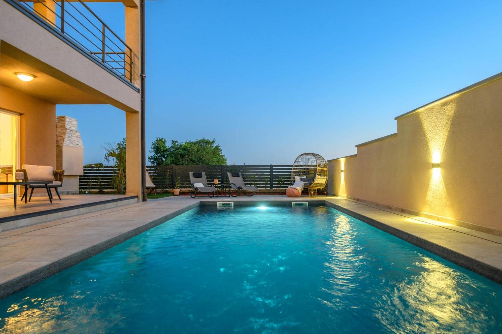 Villa Brionika Mit Pool Vodnjan Ngoại thất bức ảnh