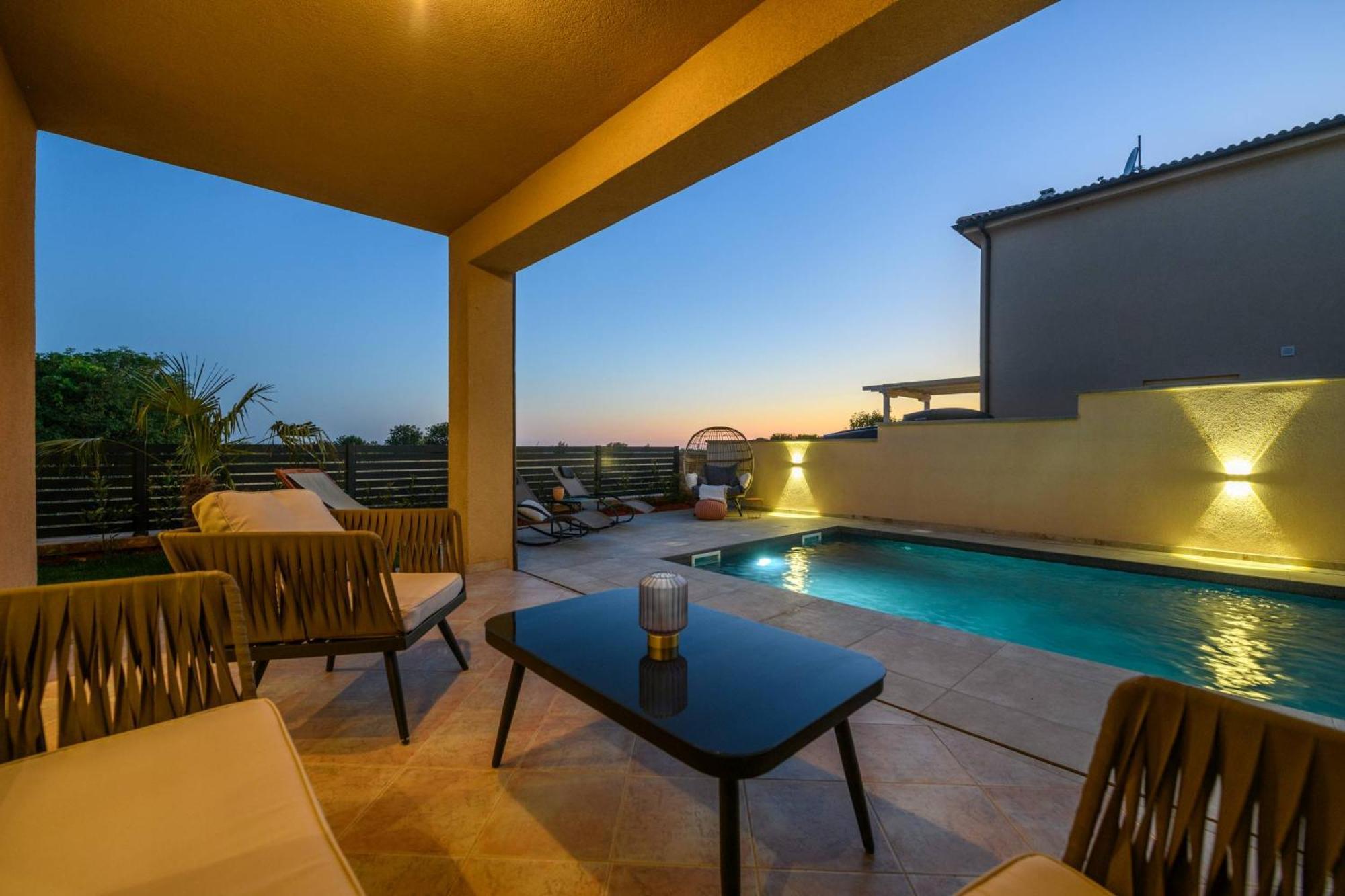 Villa Brionika Mit Pool Vodnjan Ngoại thất bức ảnh