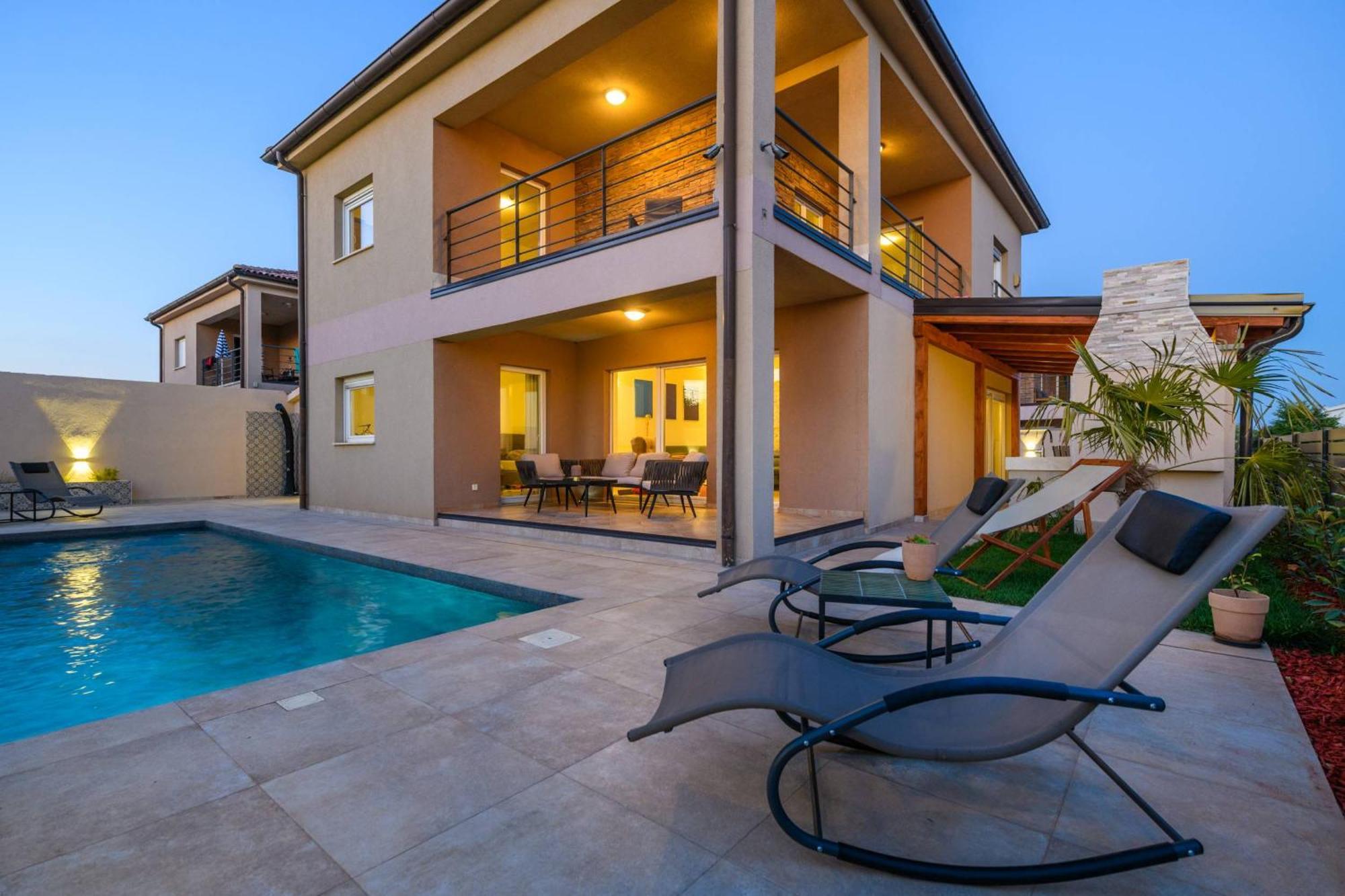 Villa Brionika Mit Pool Vodnjan Ngoại thất bức ảnh